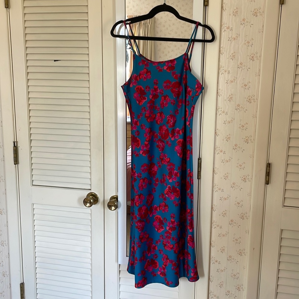 SMALL, midi dress Blue with red & pink flower